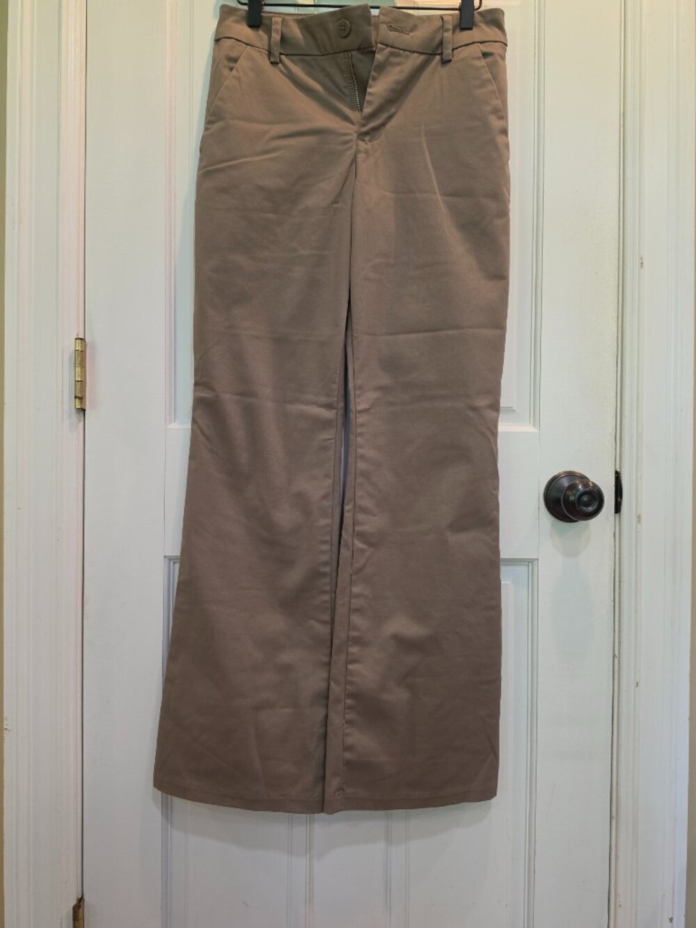 kahki pants - Lee wrinkle free